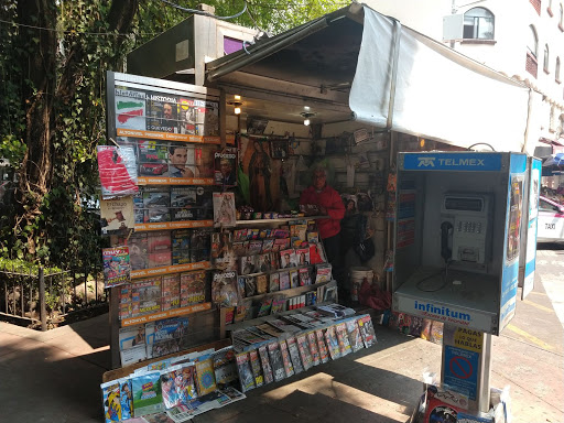 Kiosko de periódicos y revistas José Arellano