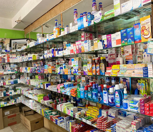 Farmacia Camalú de Doña Vero