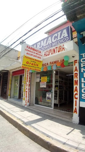 Farmacia y Consultorio médico Bosques